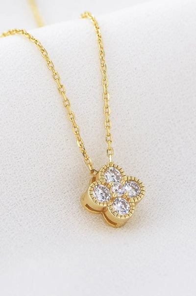 Lucky Diamond Necklace, Diamond Clover Necklace, 925 Sterling Silver Necklace, Gold Diamond Necklace, Silver Diamond Necklace, Luxurious Jewelry, Elegant Necklace, Gift Jewelry, La Lueure