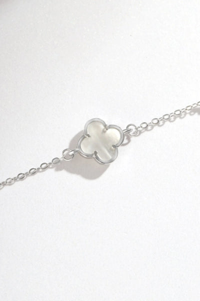 Amary Bracelet - White Flower Charm - 925 Sterling Silver - Silver Chain - Elegant Jewelry - Everyday Elegance - Handcrafted Bracelet - Nature Inspired - Symbol of Purity - Sophisticated Design - Rare Beauty - Matching Jewelry Available - Versatile Accessory - Premium Quality - Symbolic Jewelry - Gift Idea - Luxurious Packaging - Treasured Keepsake - Durable and Waterproof - La Lueure