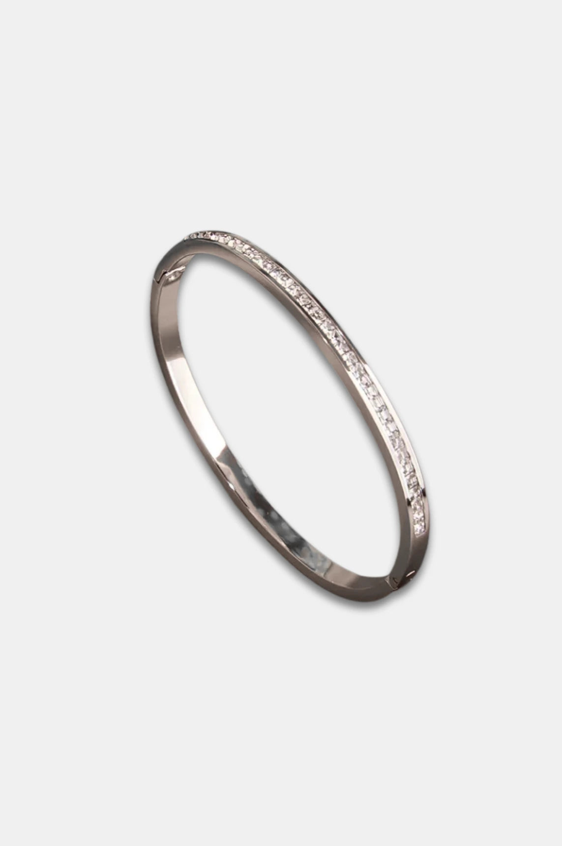 Gold bangle with diamonds, elegant diamond bangle, timeless gold bracelet, high-quality stainless steel jewelry, waterproof bangle, modern gold accessory, luxurious diamond bracelet, stylish bangle design, La Lueure